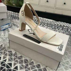 Athlefit Brand New White Heels